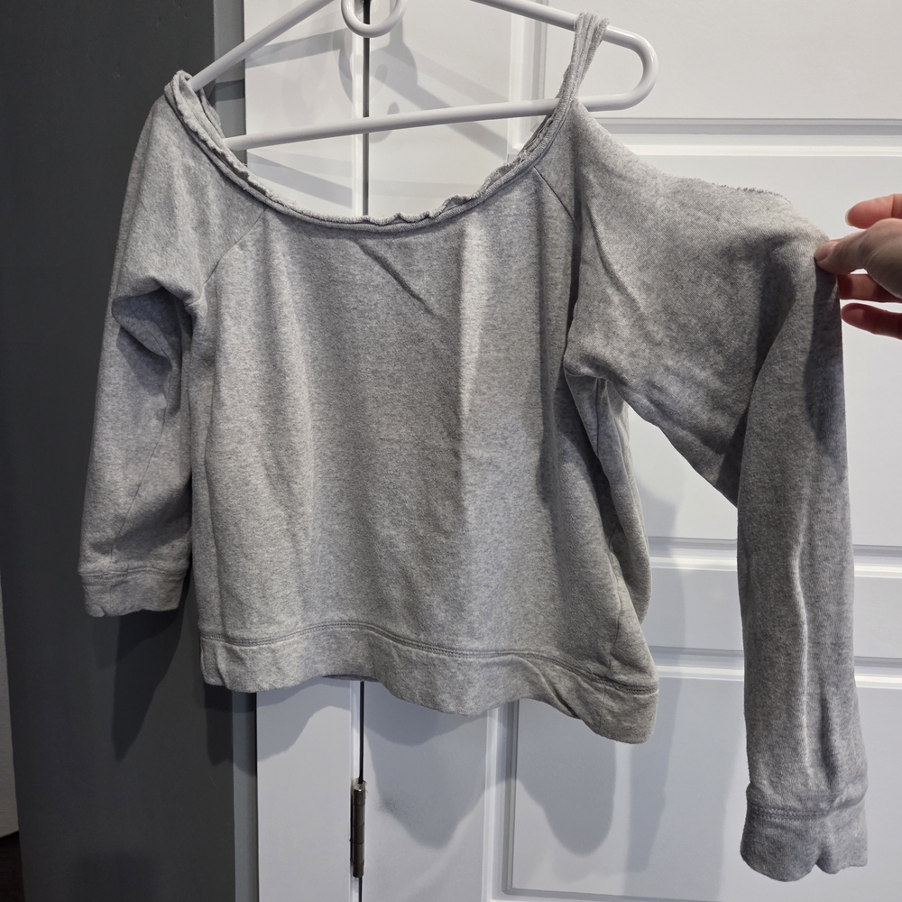 Chaser Off-Shoulder Distressed GRAY Sweater - Picture 2 of 9